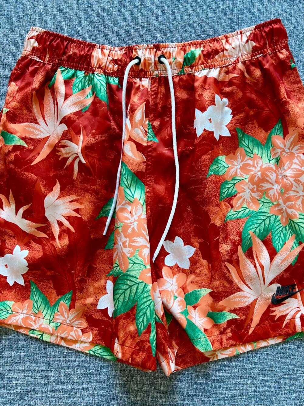 Nike Men's Swim Trunks Medium NWT